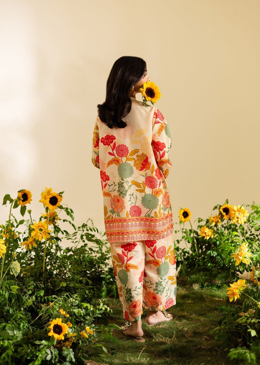 Floral Glow Cream Co-ord Set Multicolor Printed Two Piece Outfit U19 ub