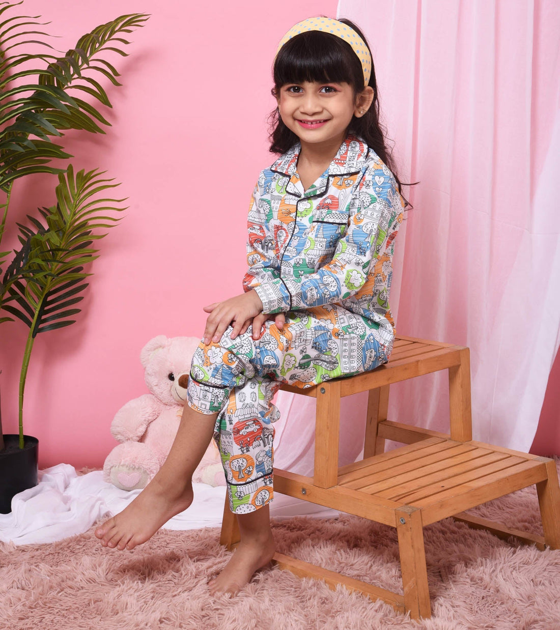 Art Printed Girls Nightsuit Set D106