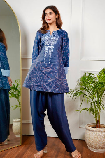 Navy Blue Printed Rayon Co-ord Set with Contrast Detailing D6291 ub