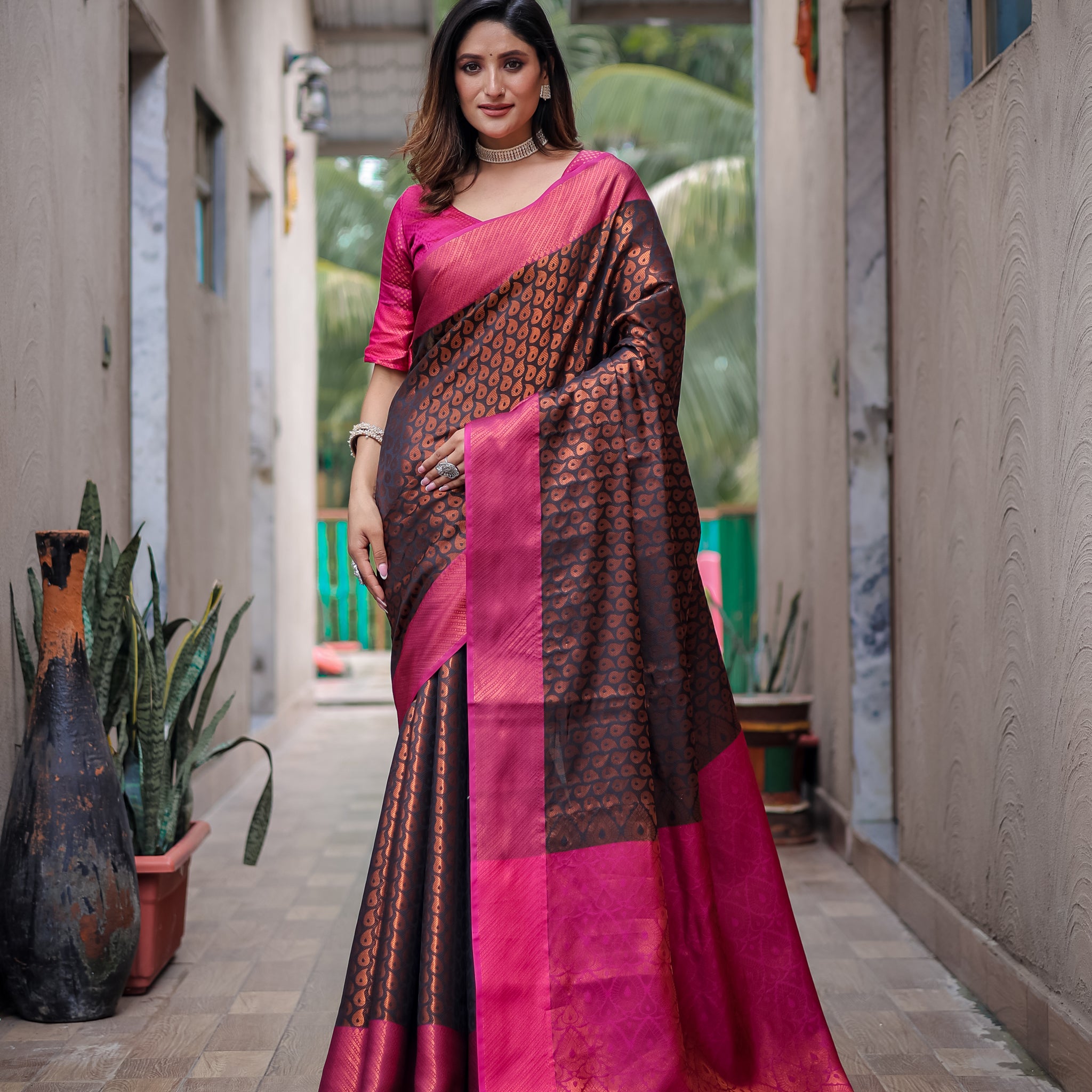 Copper Zari Kanjivaram Silk Saree D5047