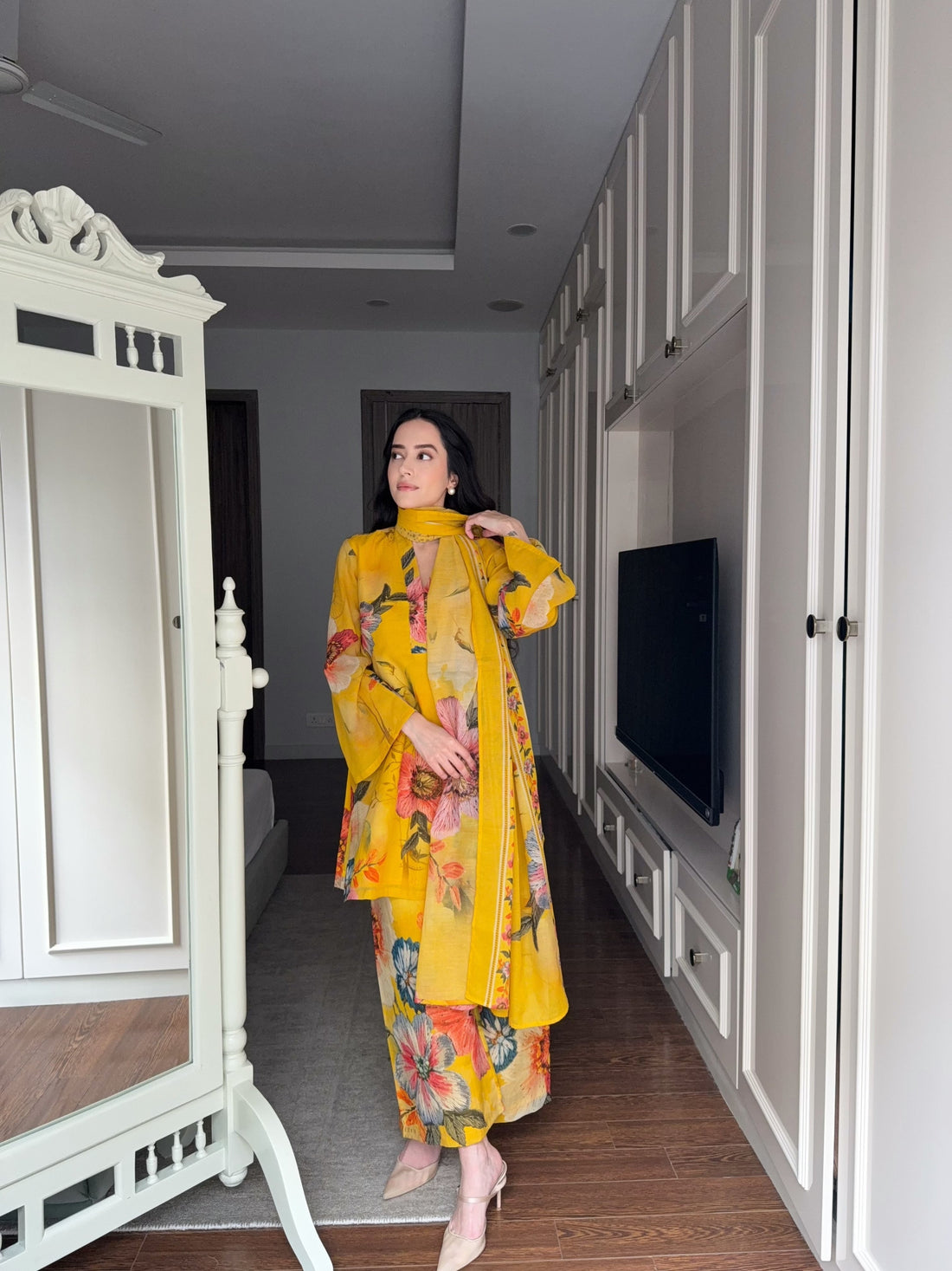 Mustard Bloom Printed Georgette Suit Set U71