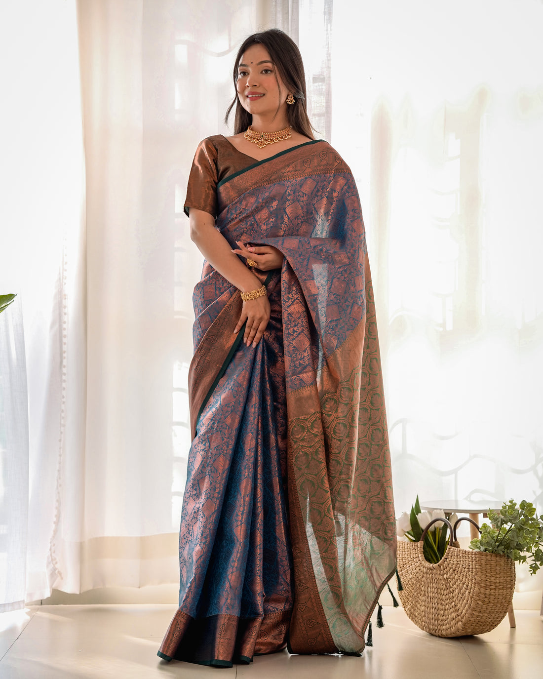 Women's Kubera Pattu kanjivaram silk Party wear Saree D5027